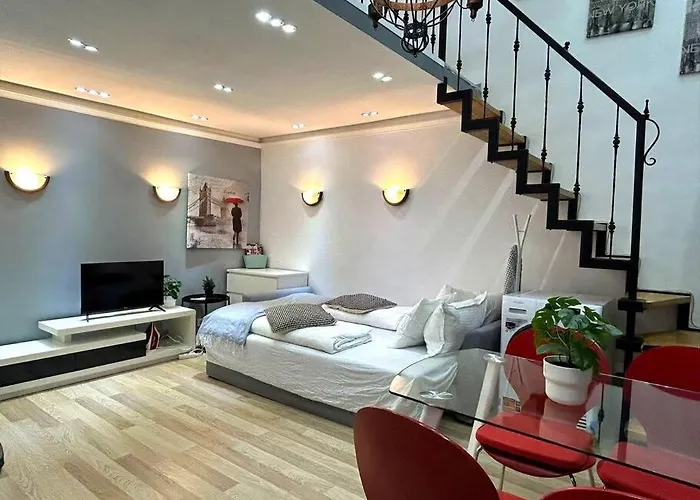 Erzsebet 5a Center 2 Db Beds Very Convenient شقة *